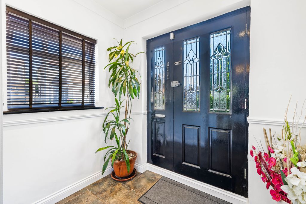 Property photo 2 of 22 Image28.Jpg