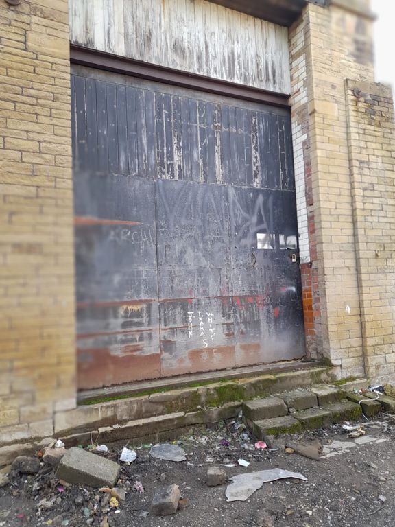 Property photo 2 of 12