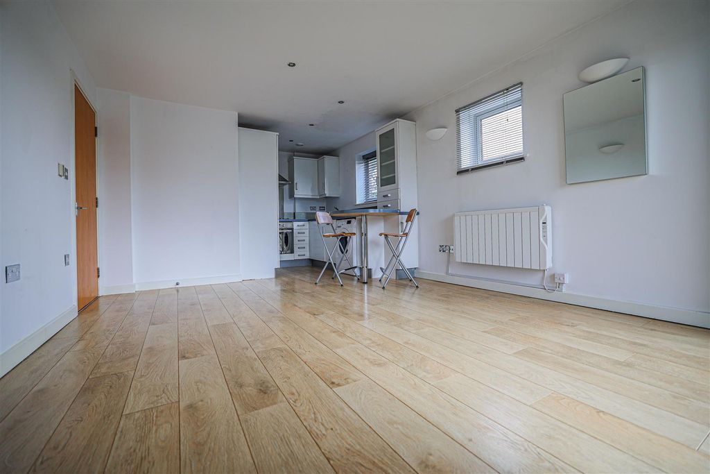 Property photo 3 of 27 980A4297.Jpg