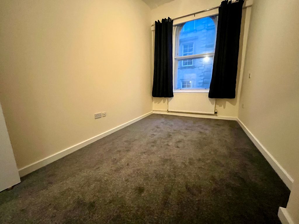 Property photo 3 of 6 Image