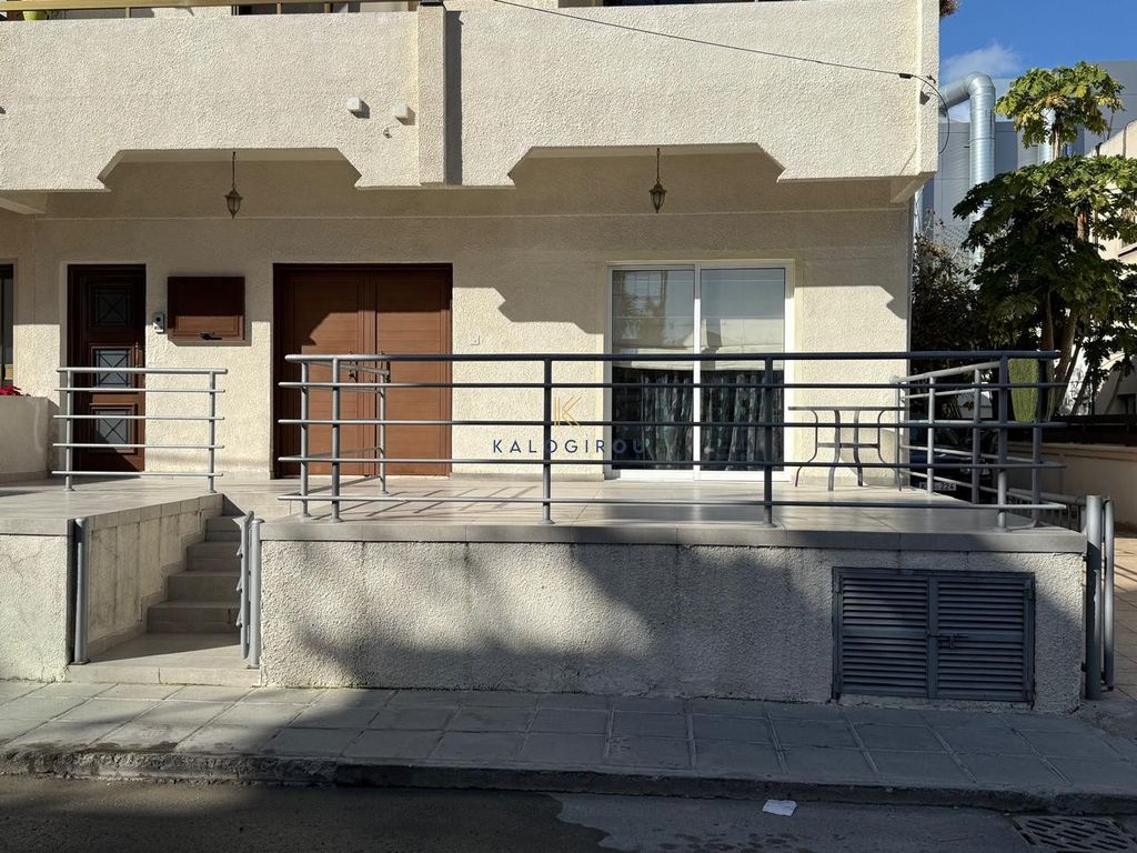 Property photo 1 of 21