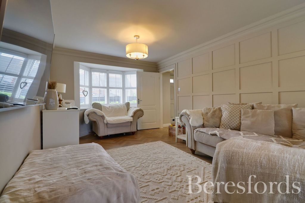 Property photo 3 of 23 Picture 3