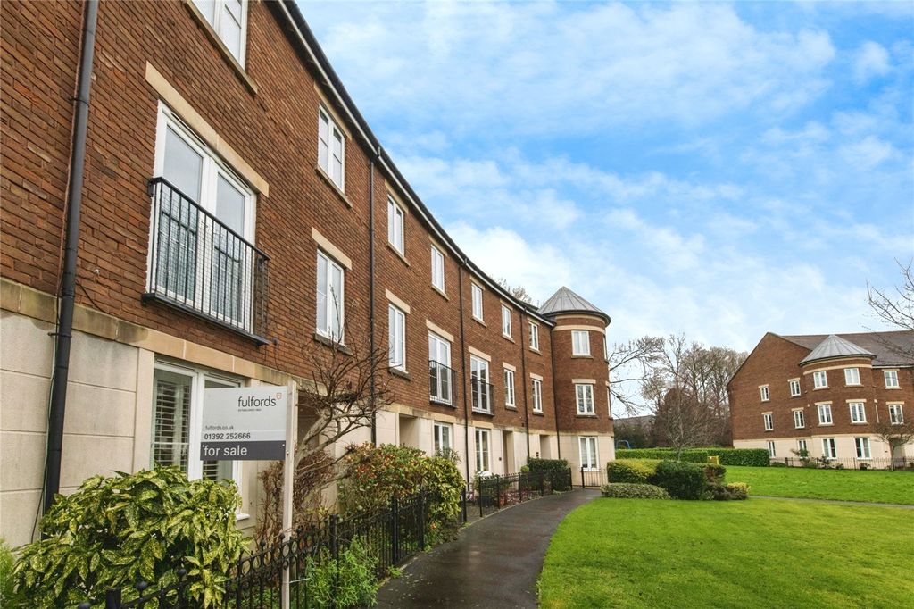 Property photo 1 of 22 Picture No. 03