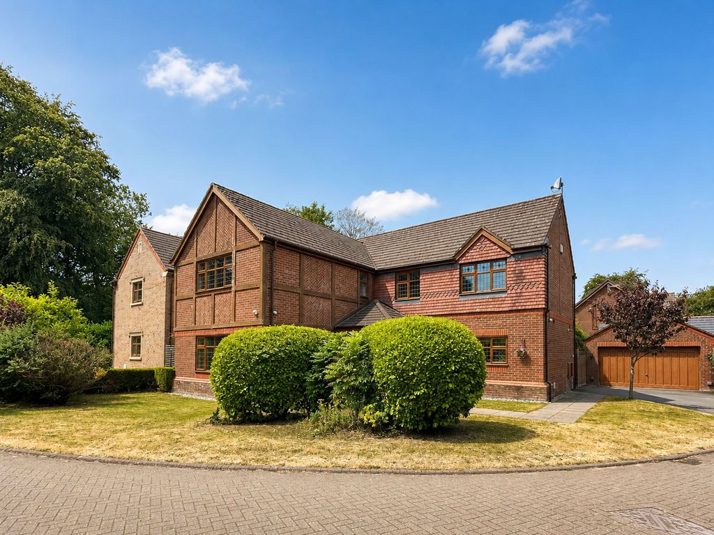 Property photo 1 of 38