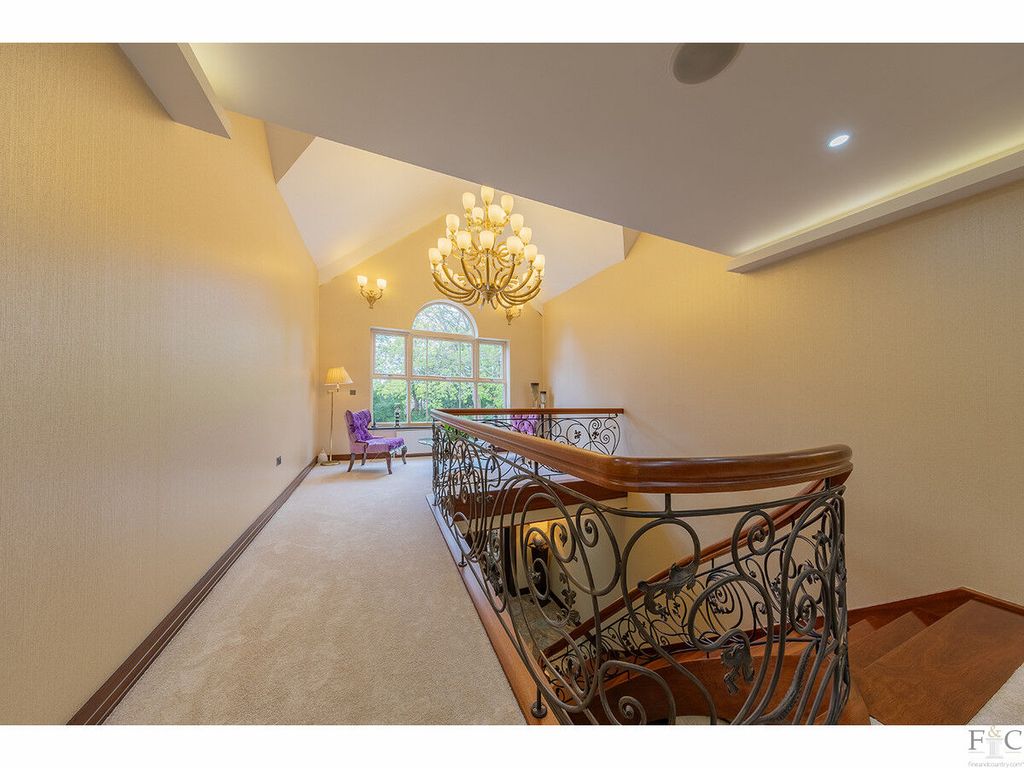 Additional image 19 of 8 bed detached house for sale8 Blackthorn Lane, Oadby LE2