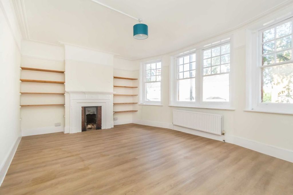 Property photo 2 of 5