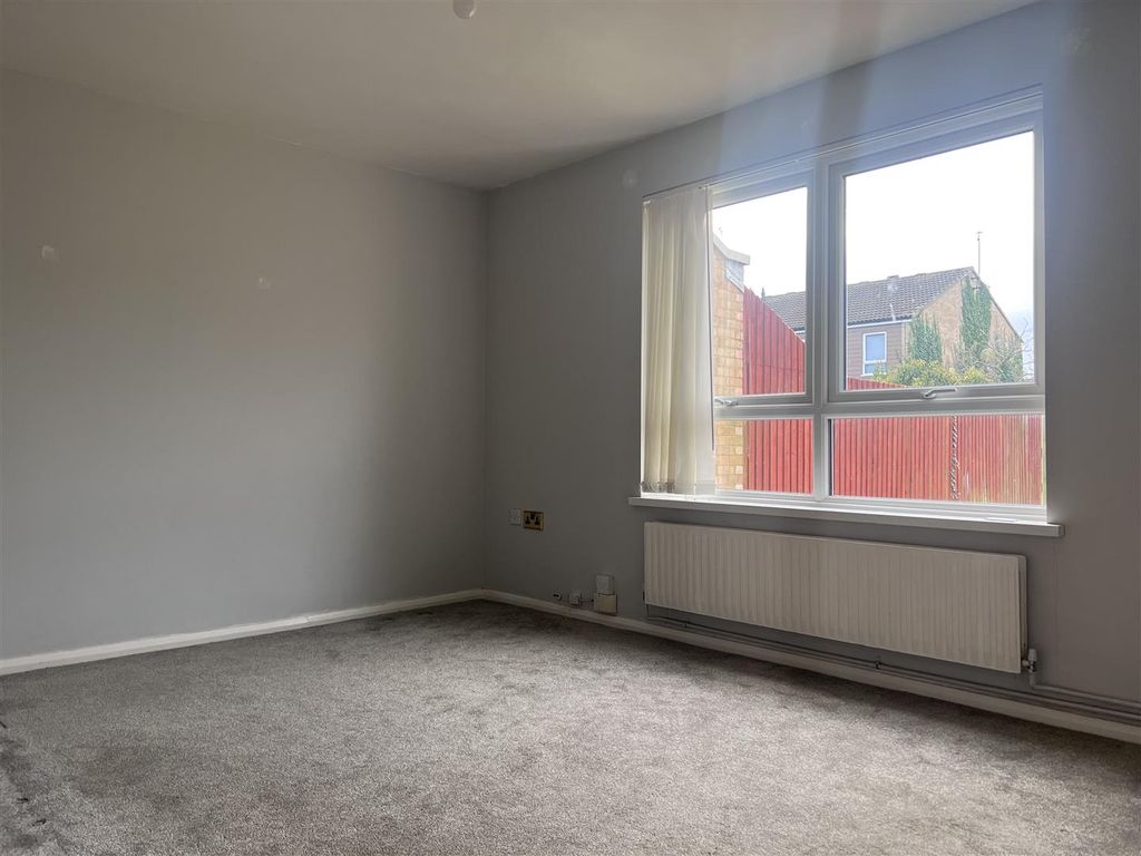 Additional image 5 of 3 bed semi-detached house to rentMedworth, Orton Goldhay, Peterborough PE2