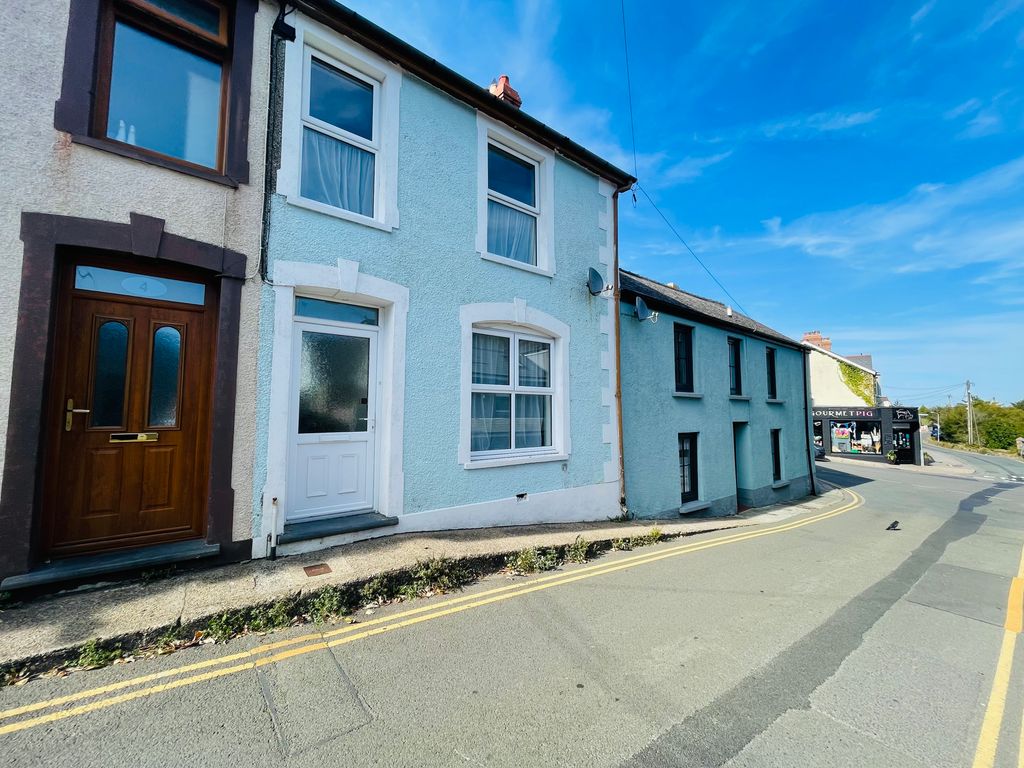 Property photo 1 of 11