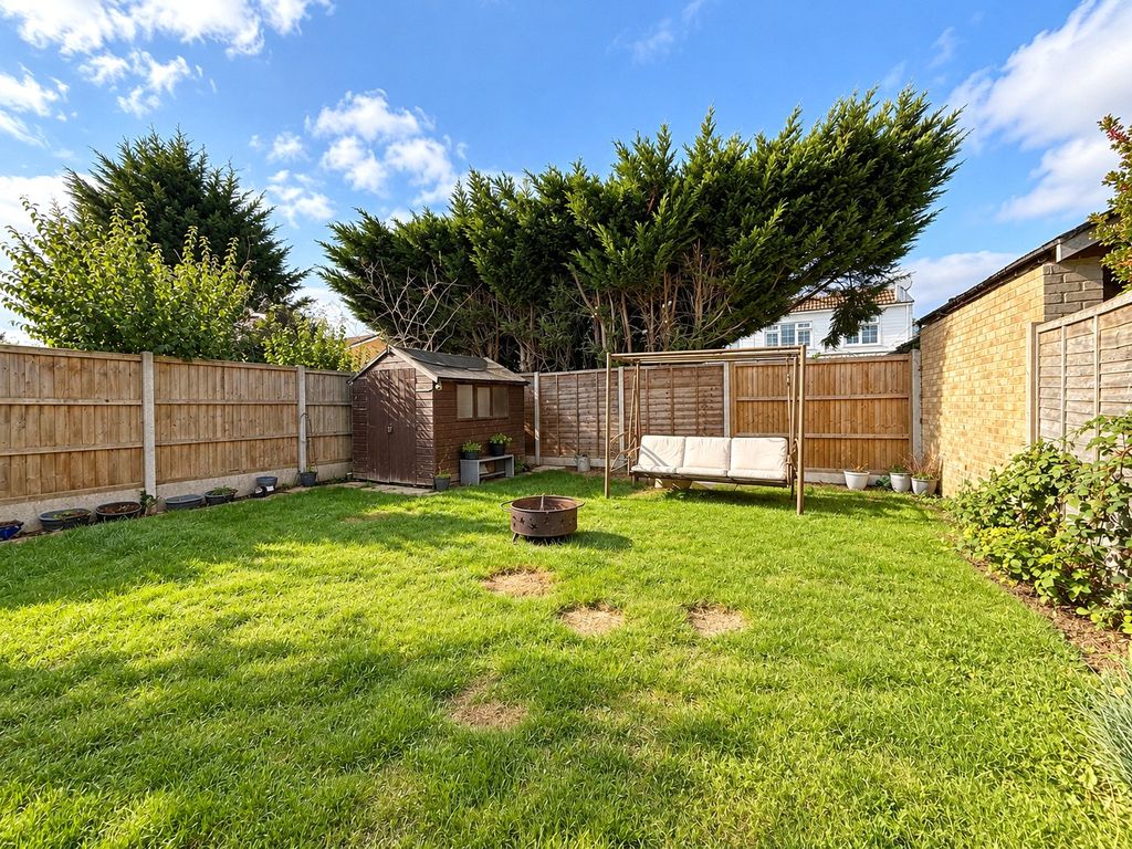 Property photo 2 of 14 Picture No. 21