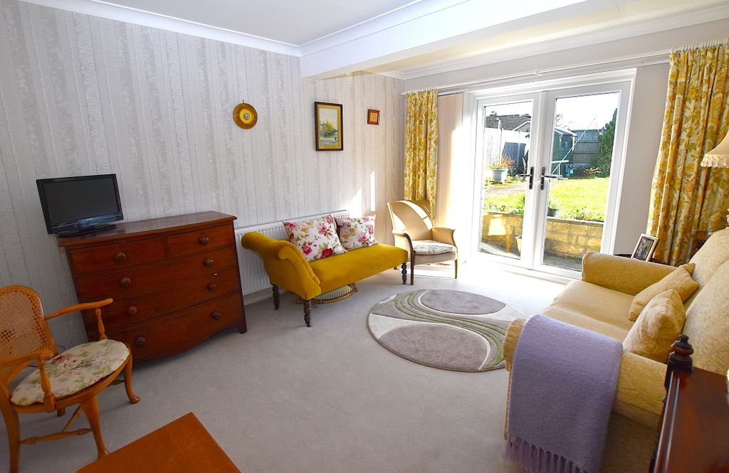 Property photo 3 of 14 Bedroom 2B