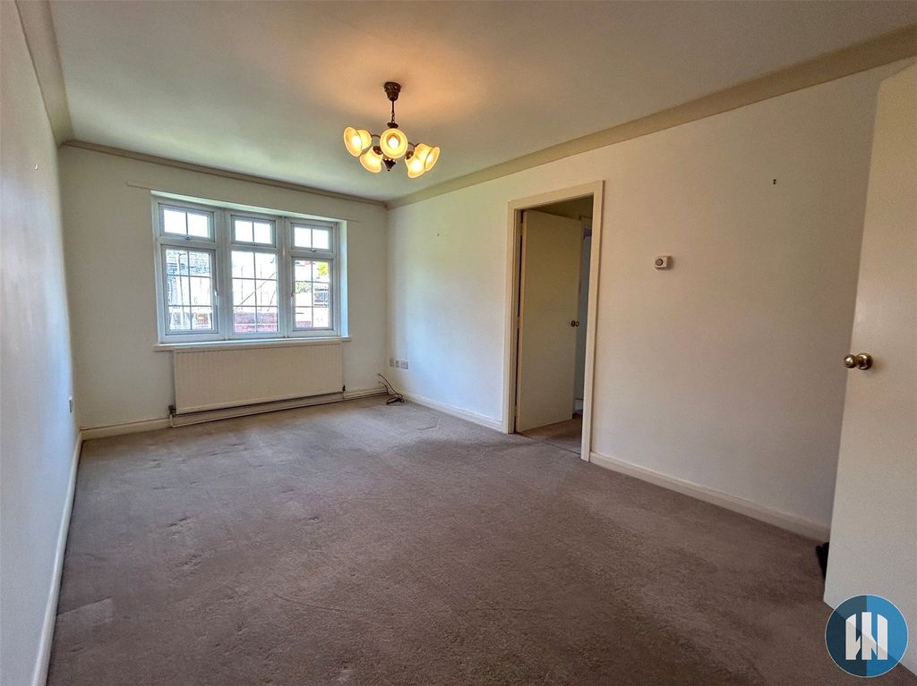 Property photo 3 of 6 Picture No. 13