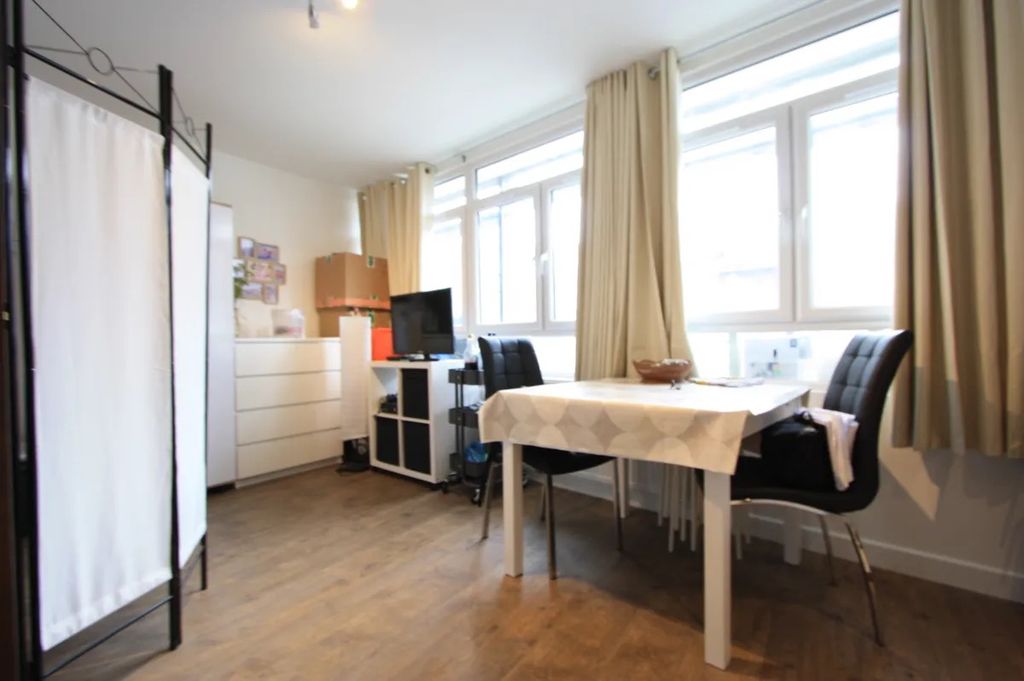 Property photo 2 of 4