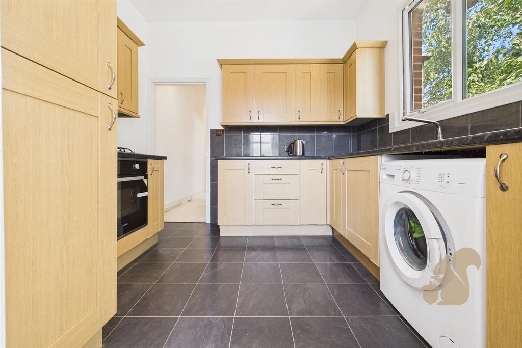 Property photo 3 of 10 Cam05668G0-Pr0013-Still009.Jpg