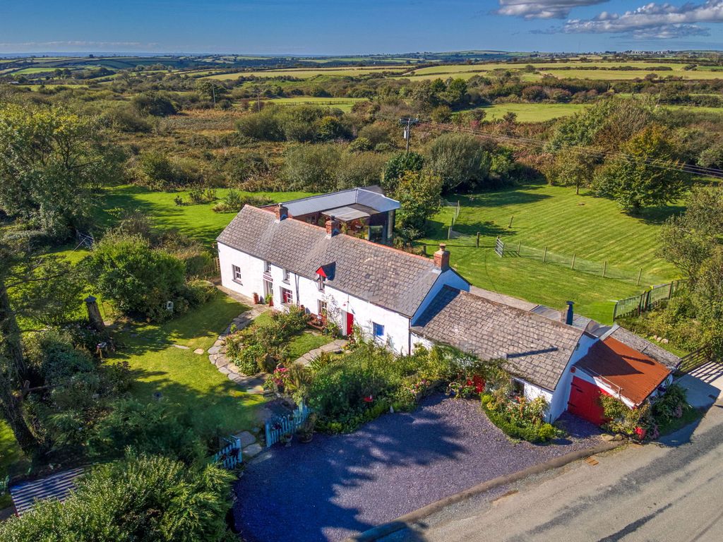 Property photo 1 of 39