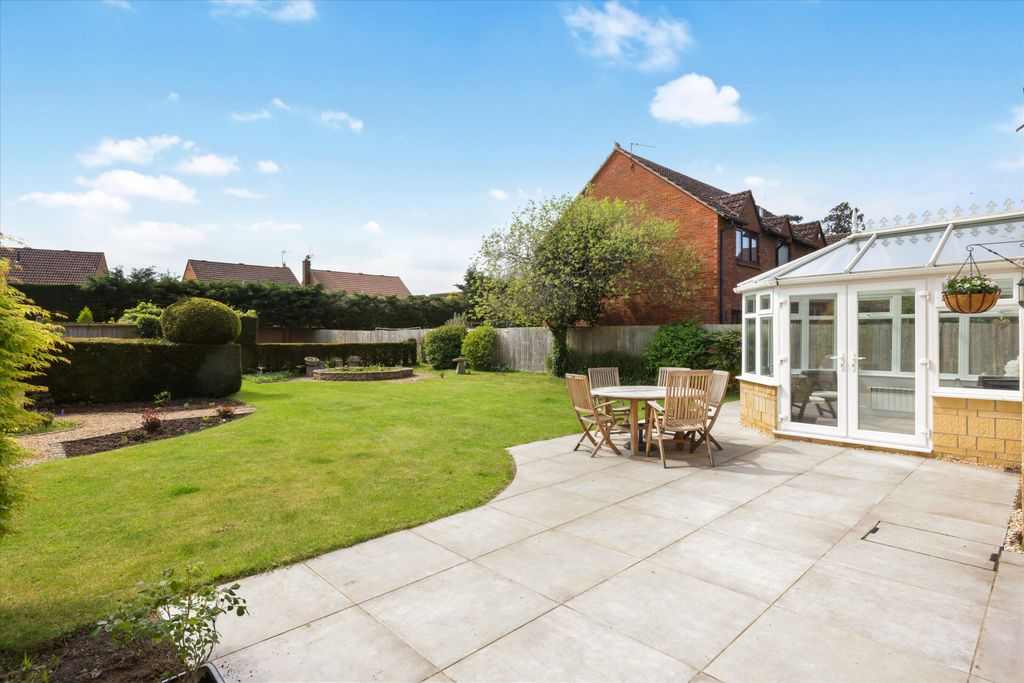 Property photo 2 of 23 Image