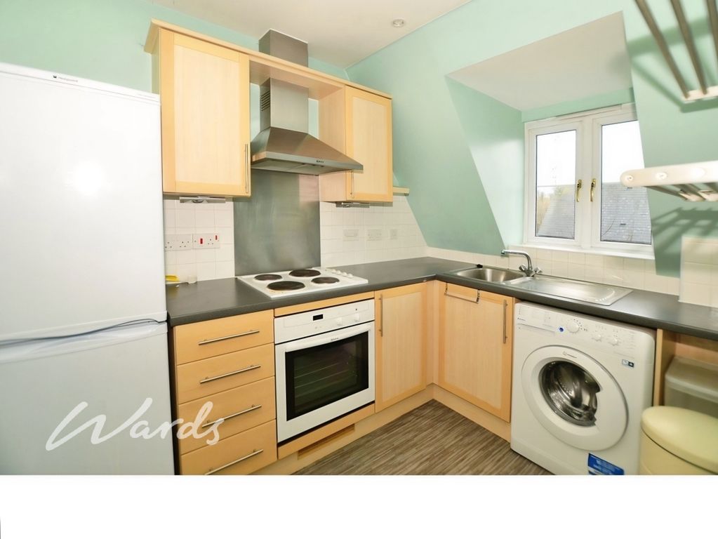 Property photo 2 of 8 Kitchen