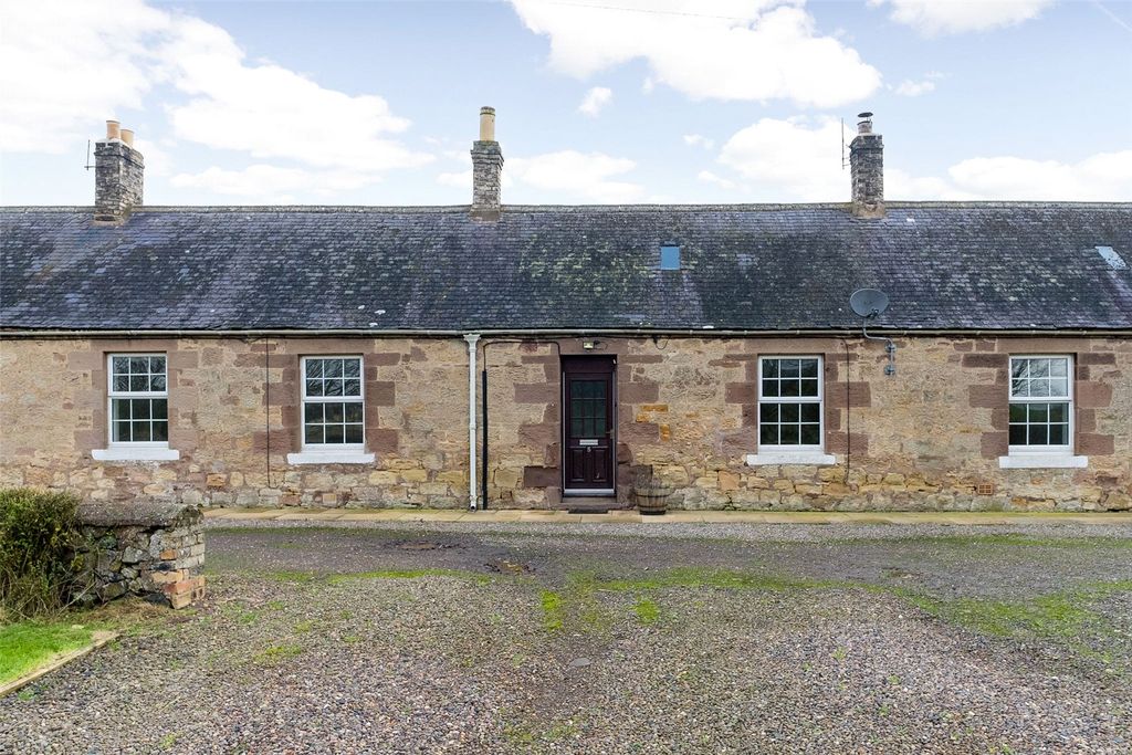 Property photo 1 of 19 External