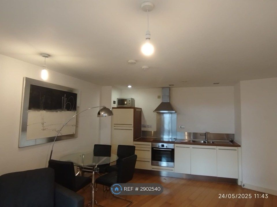 Property photo 3 of 8