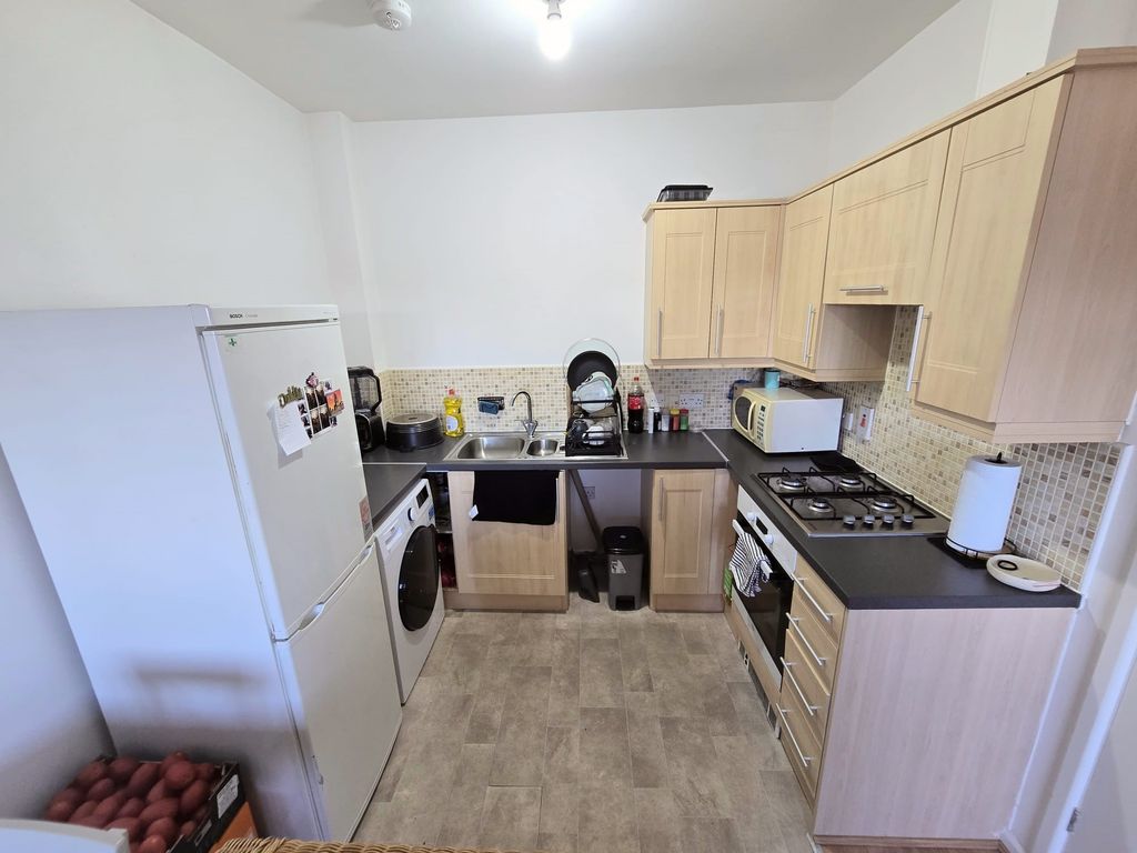 Property photo 3 of 9 Kitchen Close Up