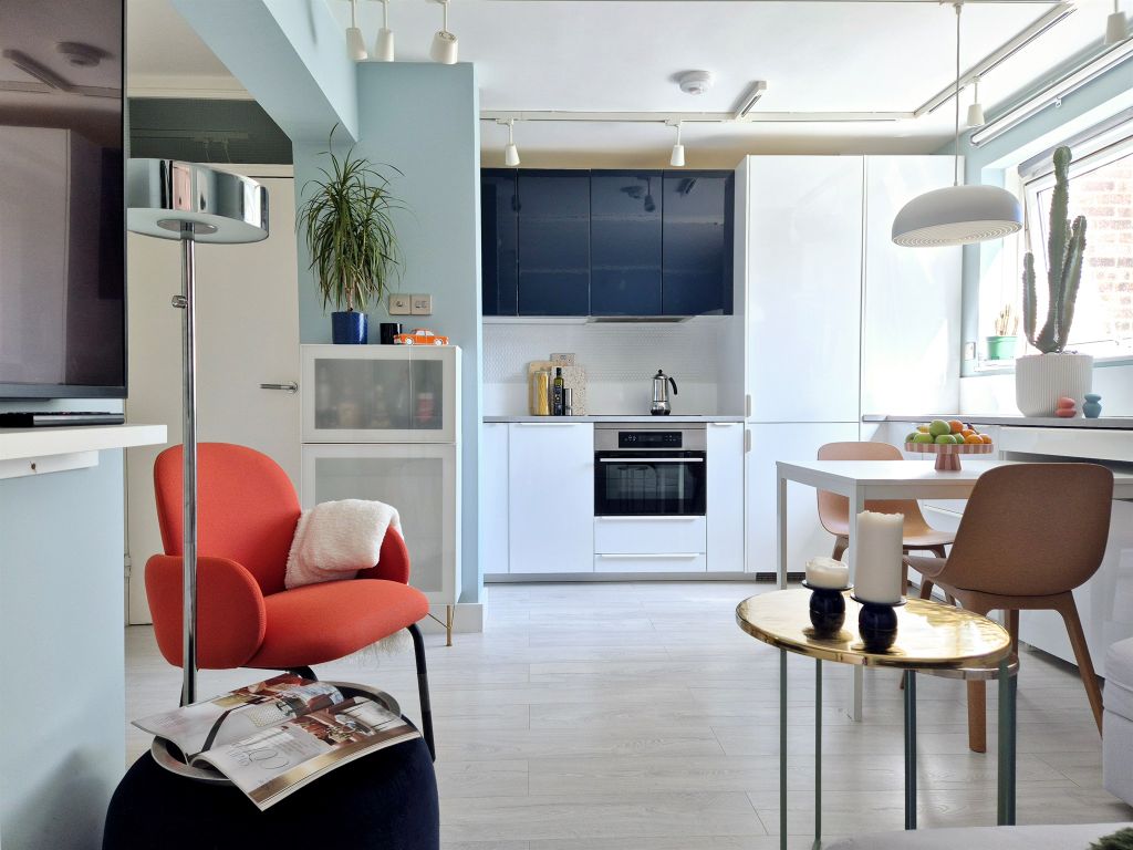 Property photo 2 of 17