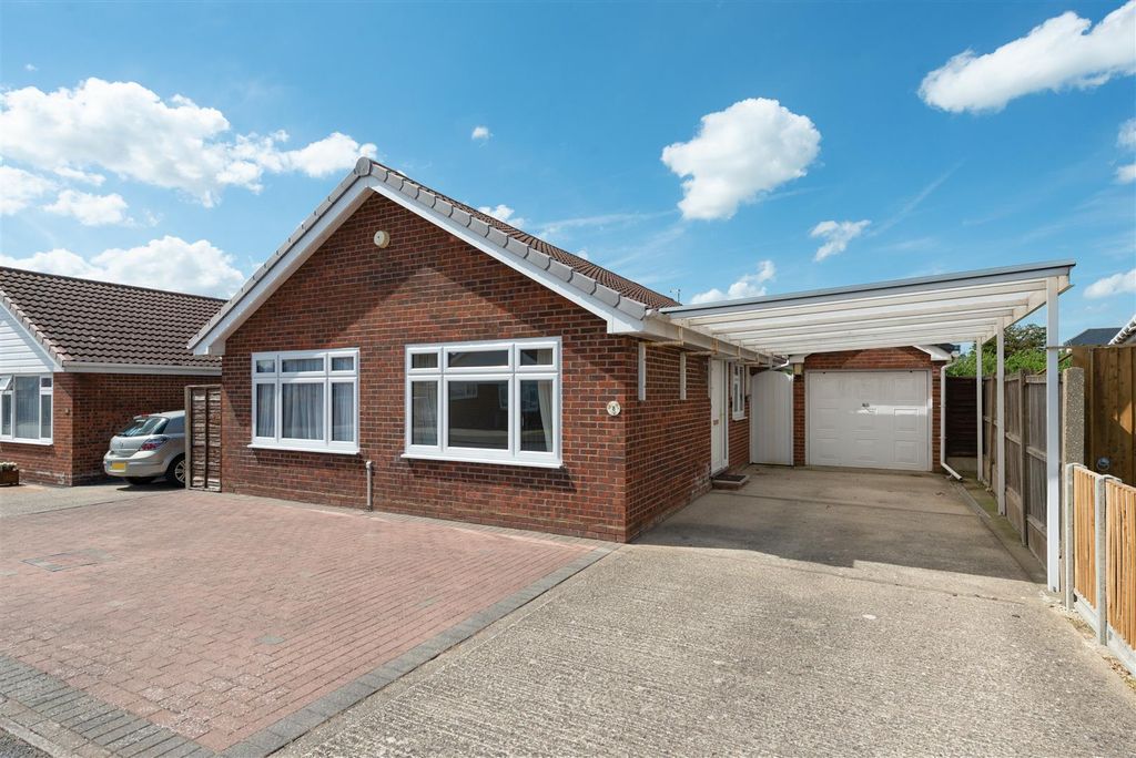 Property photo 1 of 12 Ashley Drive, Seasalter, Whitstable