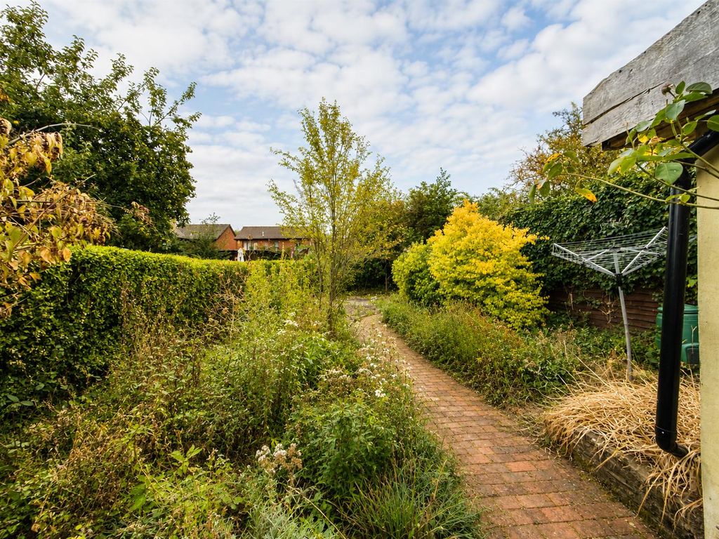 Property photo 2 of 22 Garden 2.Png