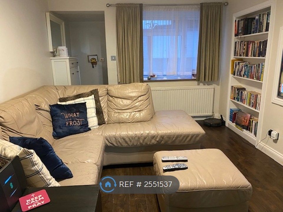 Property photo 3 of 18