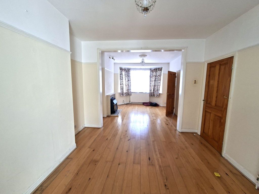 Property photo 2 of 18 Photograph 2