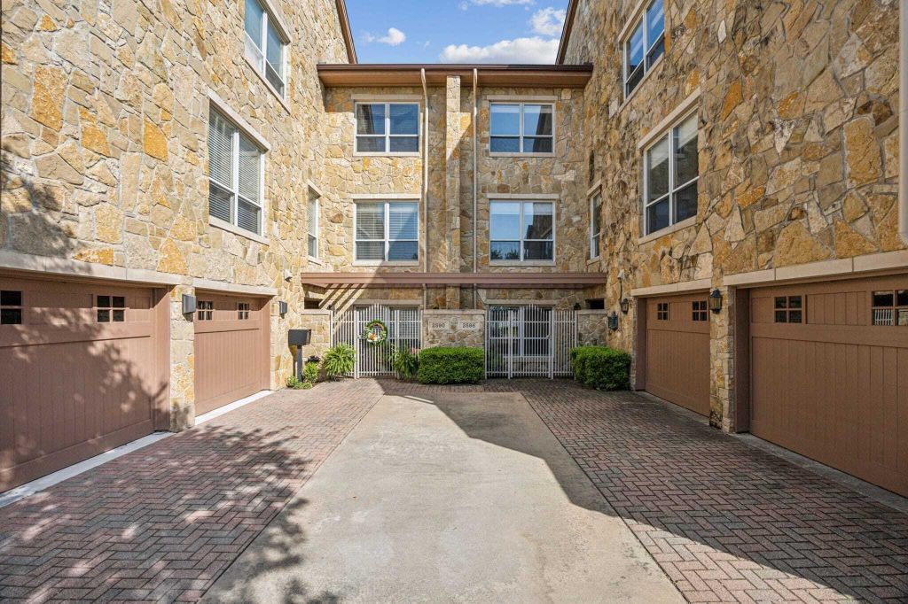 Property photo 3 of 31 <Alttext/>