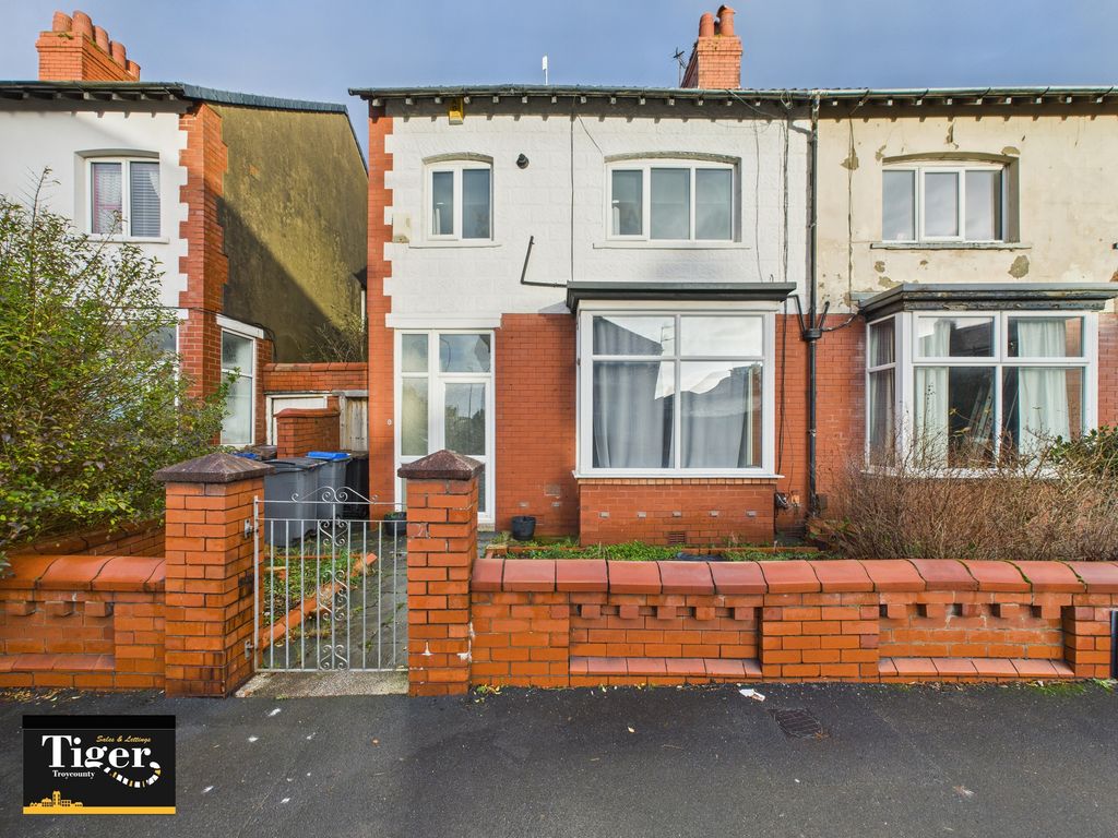 Property photo 1 of 16 Cam03440G0-Pr0501-Still001