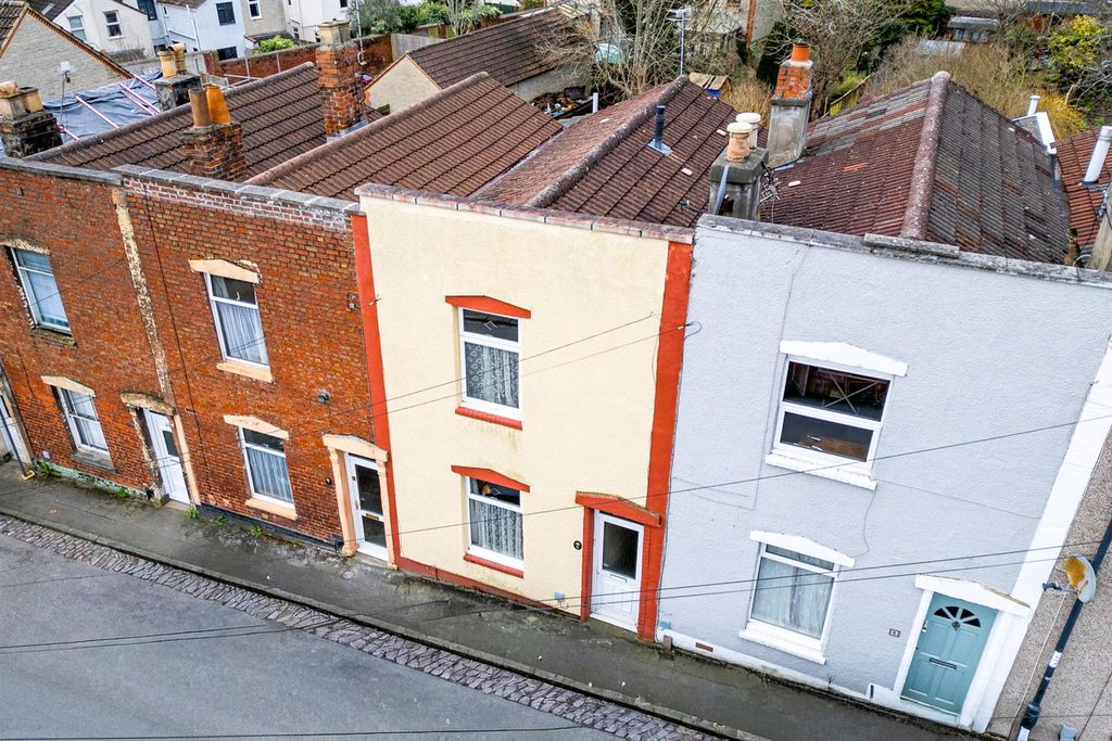 Property photo 1 of 23 6 Howard Street, Whitehall, Bristol Bs5 7Az | Free