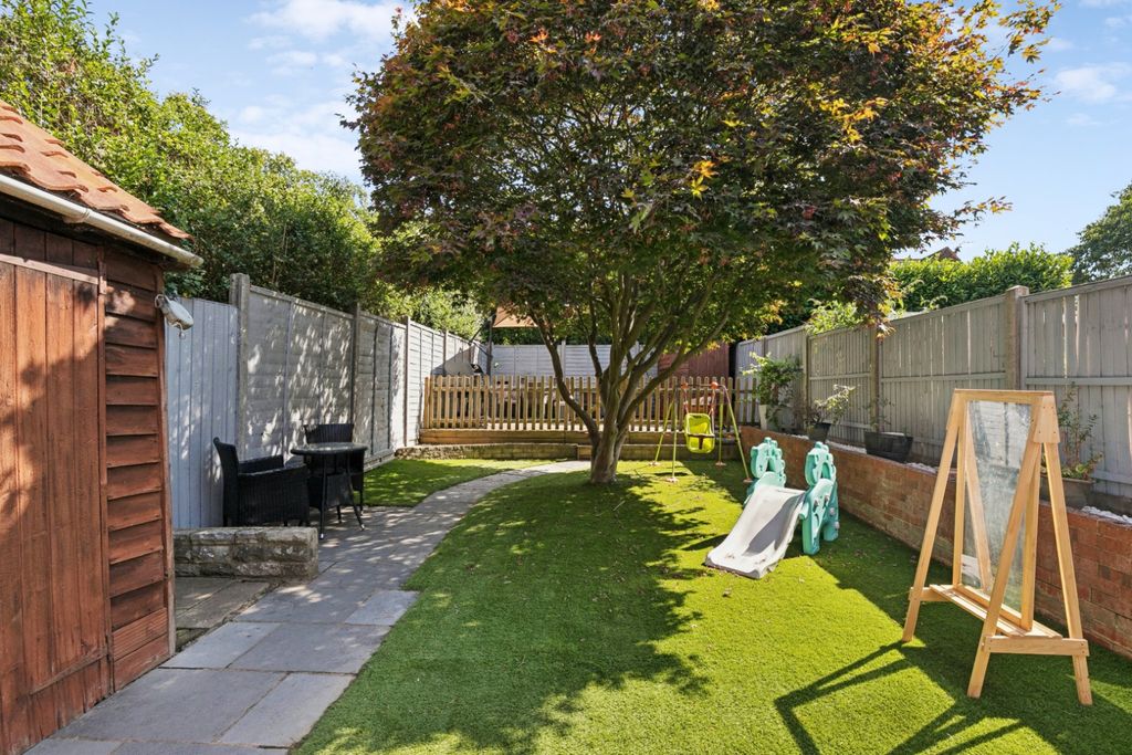 Property photo 3 of 19 4357425