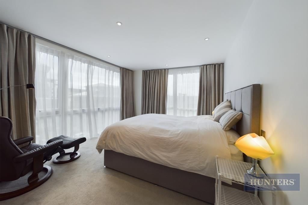 Additional image 10 of 3 bed flat for saleMaritime Walk, Ocean Village, Southampton SO14