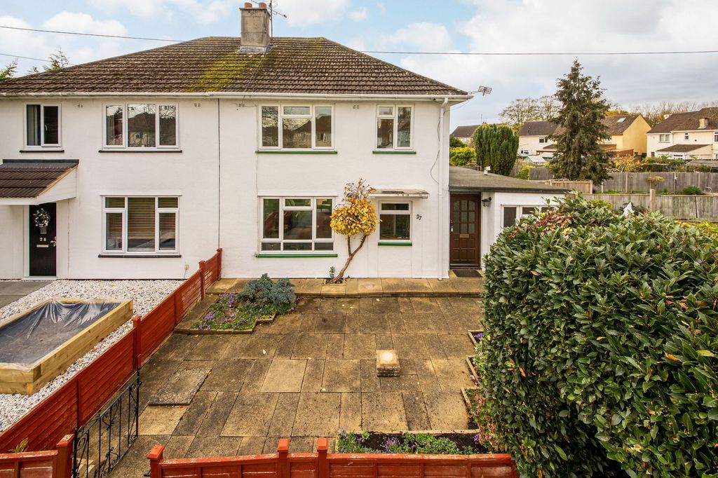 Property photo 1 of 29