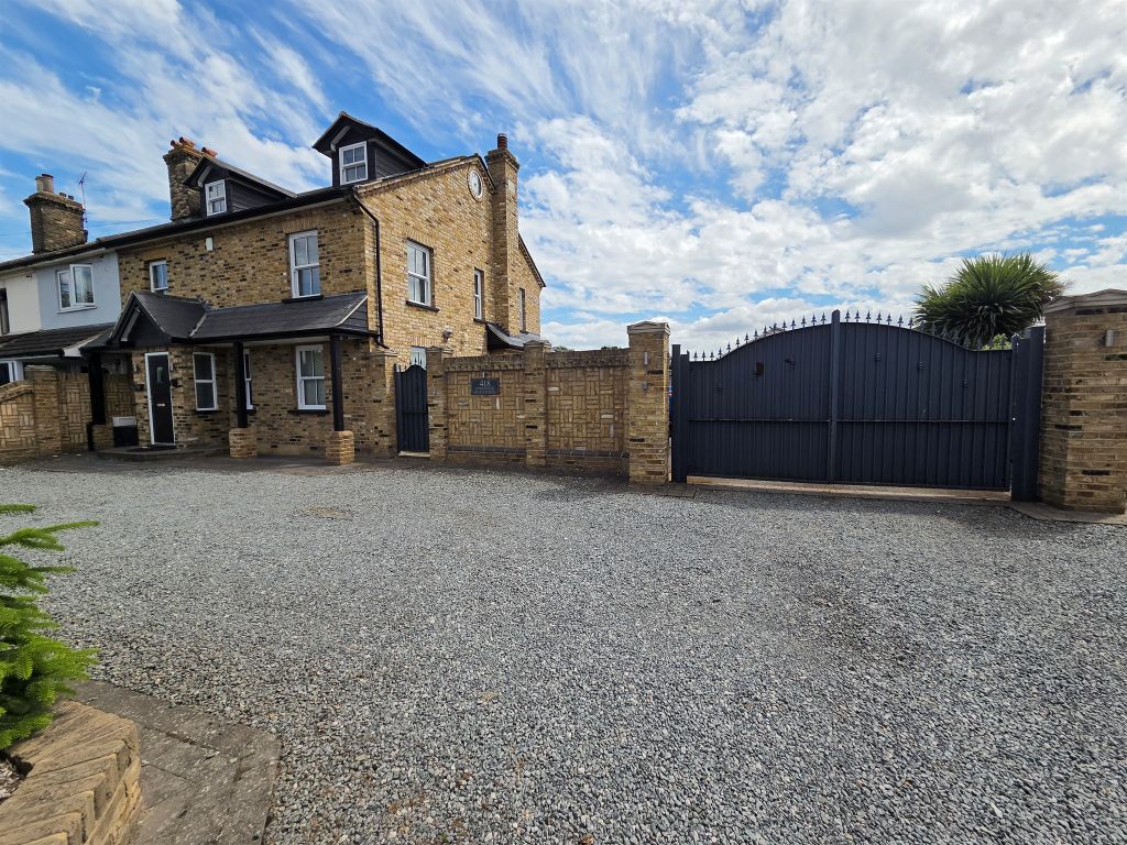 Property photo 1 of 25