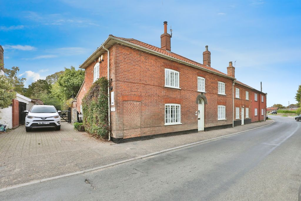 Property photo 1 of 22