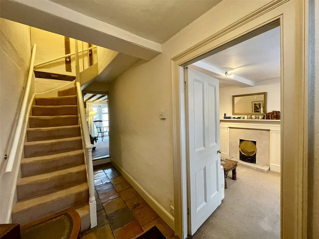 Property photo 3 of 39 Picture No. 11