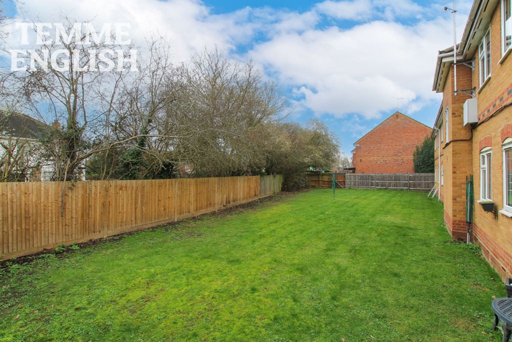 Property photo 2 of 7