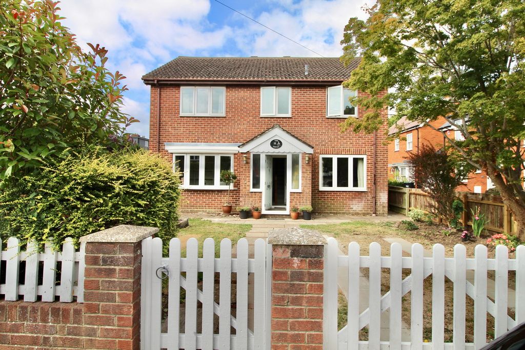 Property photo 1 of 20
