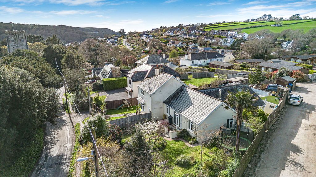 Property photo 1 of 15