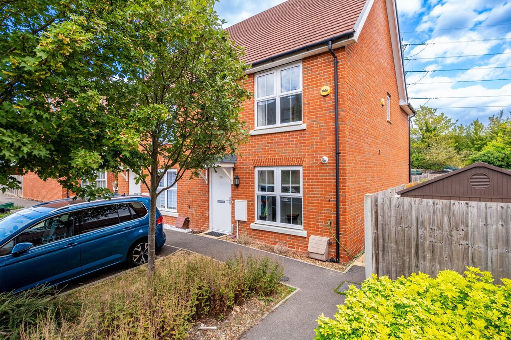 Property photo 2 of 17