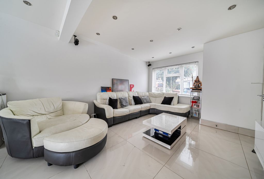 Property photo 3 of 15 1423969-13-69Aaeb...