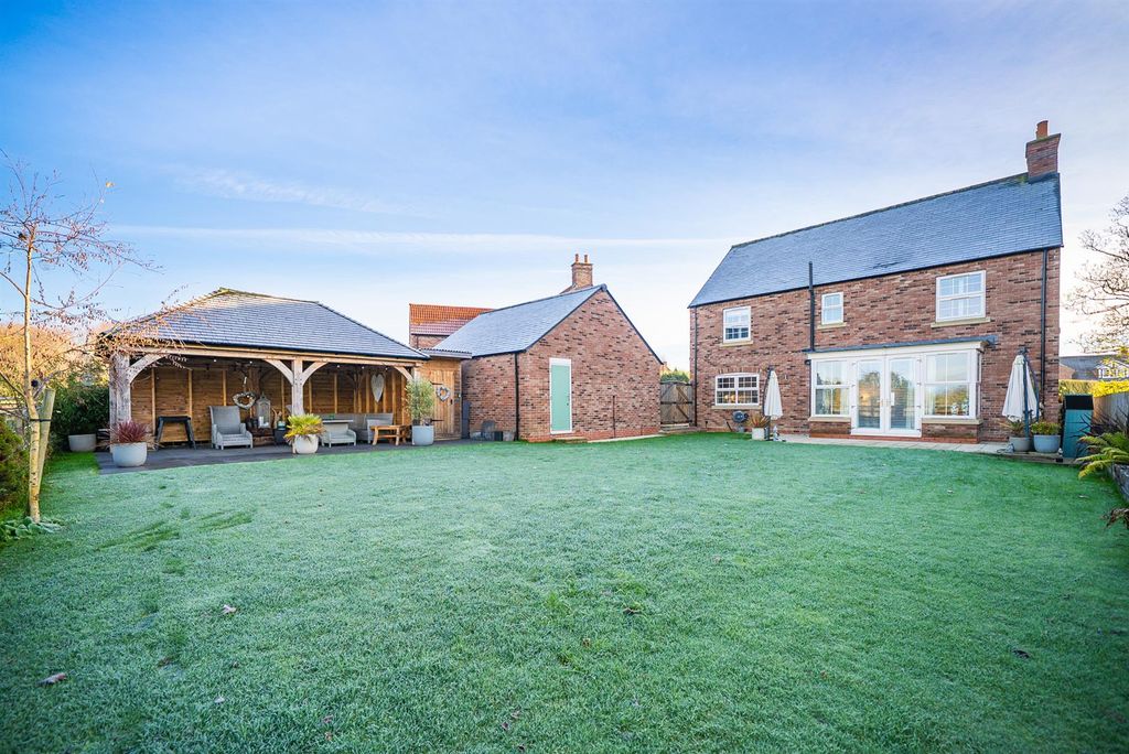 Property photo 1 of 32 Dsc00218.Jpg