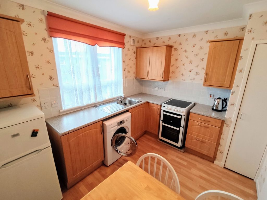 Property photo 3 of 5