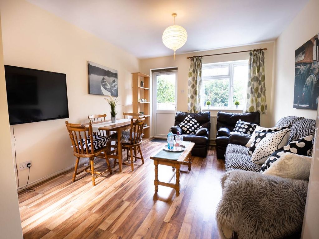 Property photo 1 of 19 2_Beverly_Road_Student_Accommodation-23