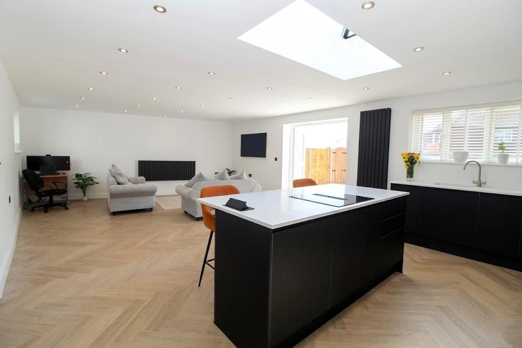 Property photo 3 of 18 7A4B858B-c125-4c19-B413-2c95B4F5Ab49.Jpg