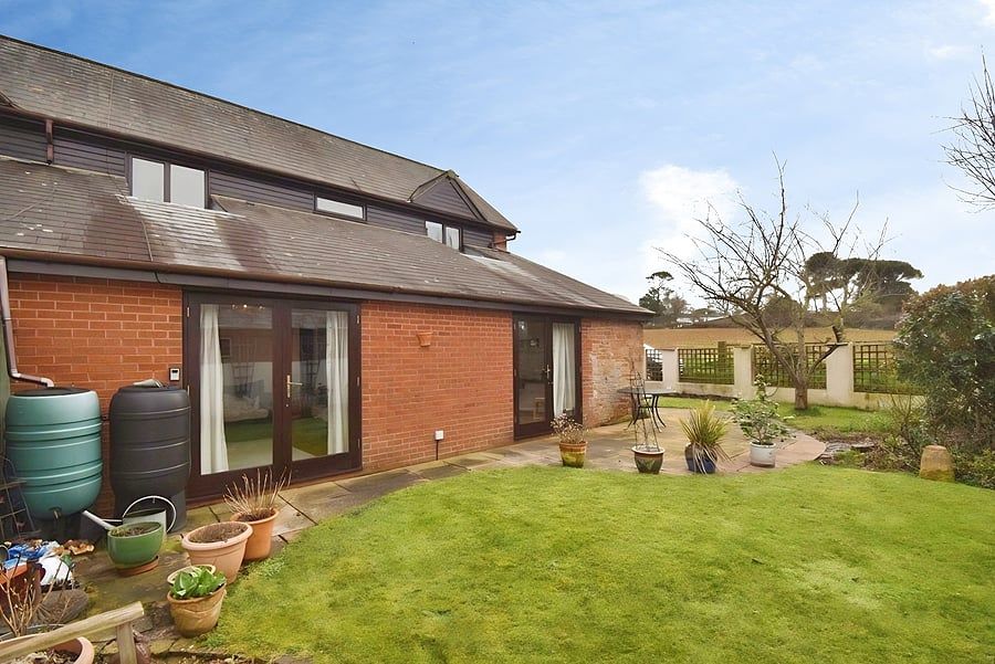 Property photo 3 of 24