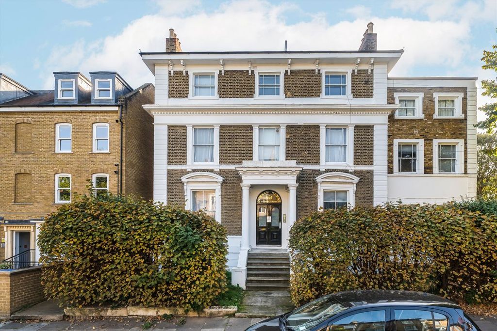 Property photo 1 of 5