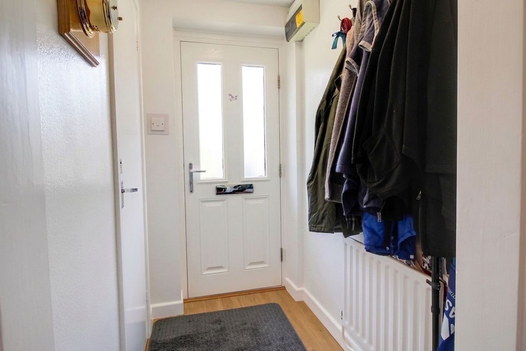 Property photo 3 of 21