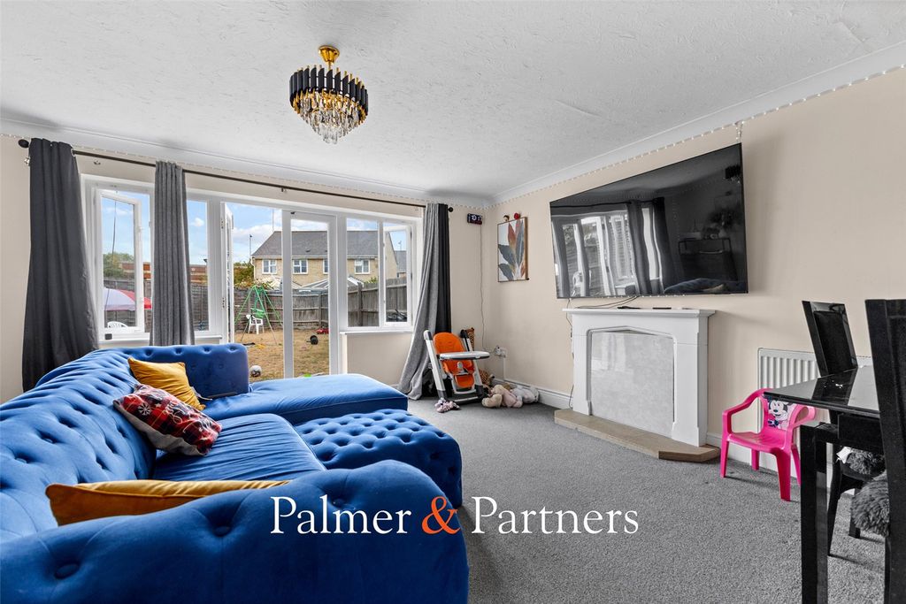 Property photo 2 of 16 Picture No. 17